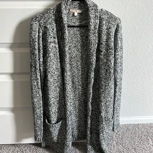 Skies Are Blue Cozy Knit Cardigan Size Medium